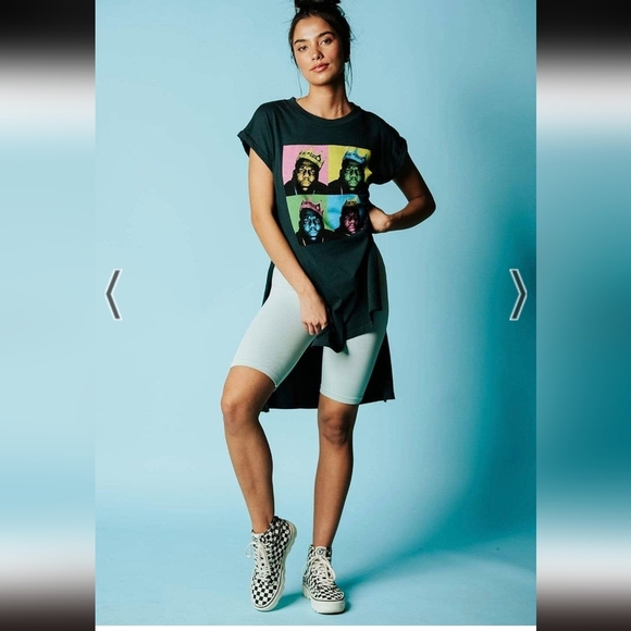 Daydreamer Notorious B.I.G. hi lo tee, Dark Grey, Size small - Picture 7 of 11